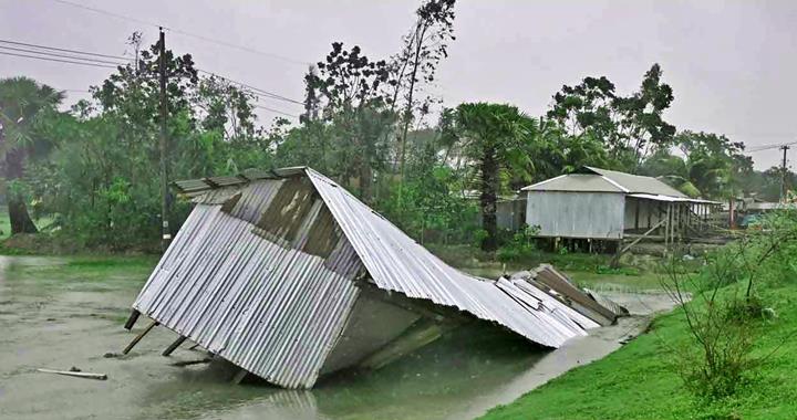 ঘূর্ণিঝড় রেমাল: ২ কোটি ৭০ লাখ গ্রাহক বিদ্যুৎবিহীন