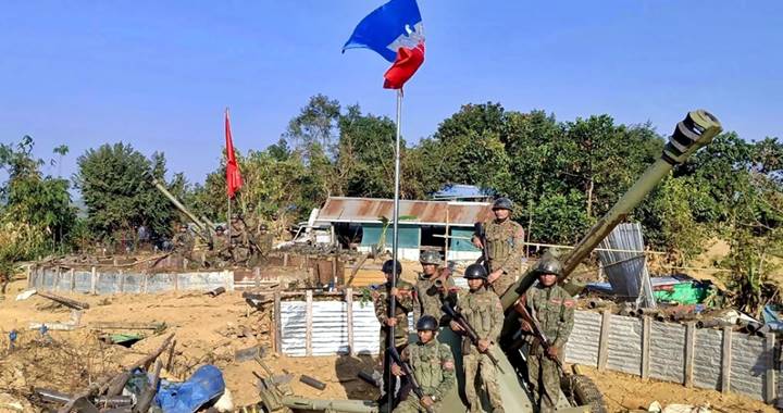 রাখাইনের নিয়ন্ত্রণ হারাচ্ছে মিয়ানমার সেনাবাহিনী