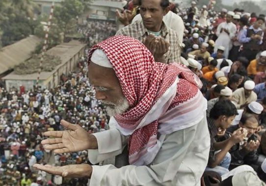 আখেরি মোনাজাতে শেষ হলো বিশ্ব ইজতেমার প্রথম ধাপ