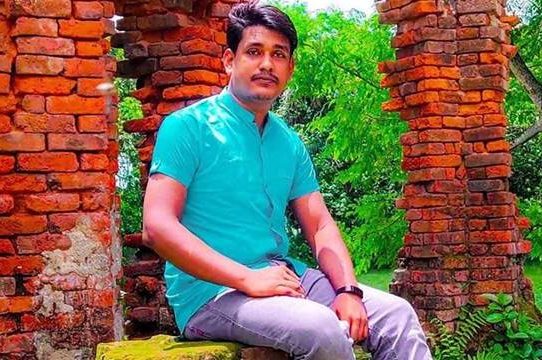 নাস্তিক আখ্যা দেওয়ায় ঢাবি শিক্ষার্থীর আত্মহত্যা