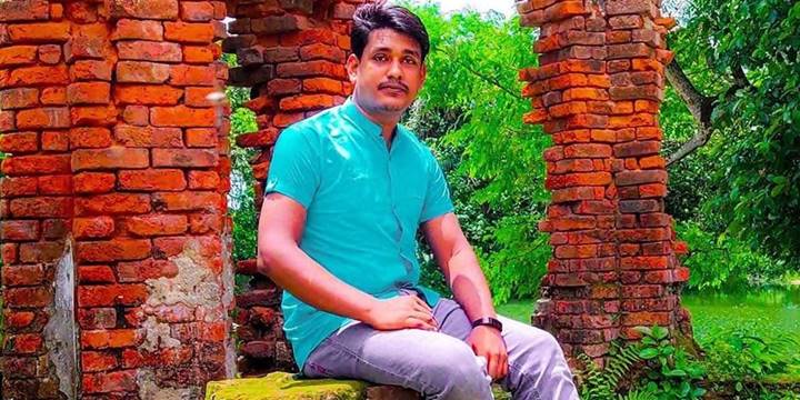 নাস্তিক আখ্যা দেওয়ায় ঢাবি শিক্ষার্থীর আত্মহত্যা