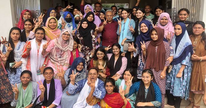 এসএসসিতে ১৭ বছরের সর্বনিম্ন পাসের হার