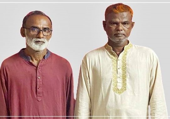 মুরাদনগরে তিনজনকে হত্যায় জড়িত ২ জন আটক