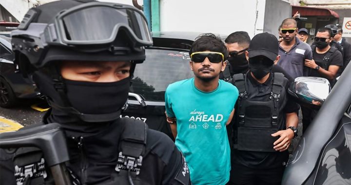 মালয়েশিয়ার আদালতে জঙ্গিবাদে অভিযুক্ত দুই বাংলাদেশি