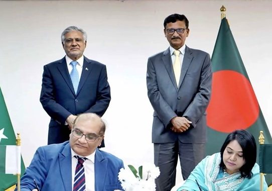 বাংলাদেশ-পাকিস্তানের মধ্যে ১টি চুক্তি ও ৫ সমঝোতা স্মারক সই