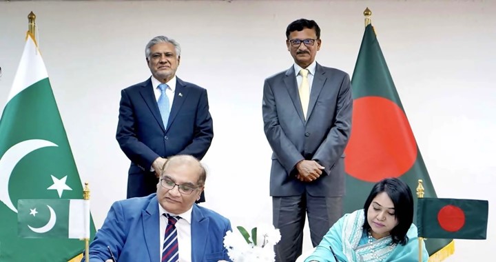 বাংলাদেশ-পাকিস্তানের মধ্যে ১টি চুক্তি ও ৫ সমঝোতা স্মারক সই