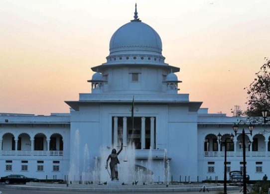 হাইকোর্টে অতিরিক্ত ২৫ বিচারপতি নিয়োগ