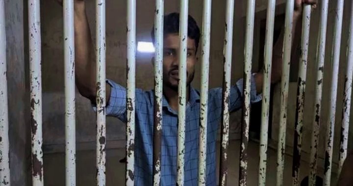 ধানমন্ডি ৩২ নম্বরে গ্রেফতার রিকশাচালকের জামিন