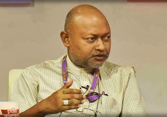 বেরোবির সাবেক উপাচার্য নাজমুল আহসান কলিমুল্লাহ গ্রেফতার