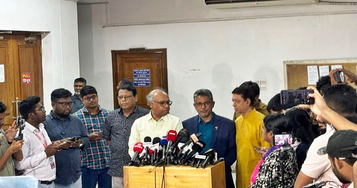 ডাকসু নির্বাচন: ২৮ পদের বিপরীতে ৬৫৮ মনোনয়ন ফরম জমা