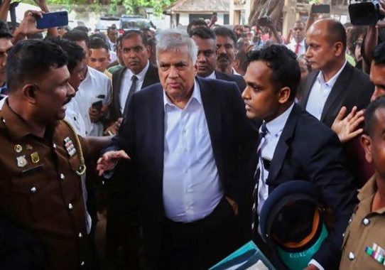 শ্রীলঙ্কার সাবেক প্রেসিডেন্ট রণিল বিক্রমাসিংহে গ্রেফতার