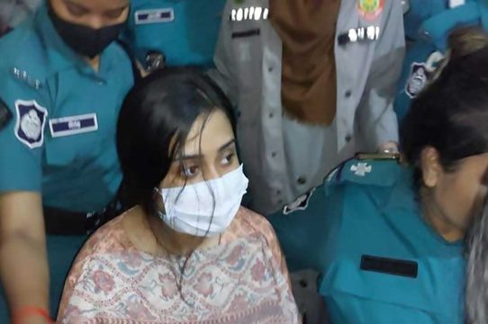 মেজর সাদিকের স্ত্রী ৫ দিনের রিমান্ডে