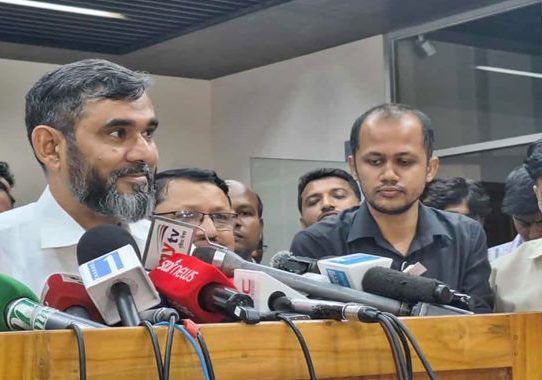 বিনা প্রতিদ্বন্দ্বিতার নির্বাচন ঠেকাতে ফিরছে ‘না’ ভোট