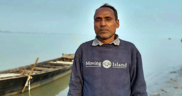 রাকসু নির্বাচনে ৫১ বছর বয়সী প্রার্থী শাহরিয়ার মোর্শেদ খান