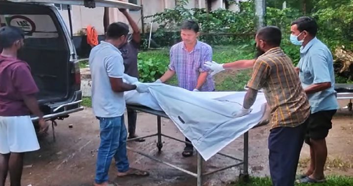 খাগড়াছড়িতে গুলিতে নিহত ৩ জনের লাশ স্বজনদের কাছে হস্তান্তর