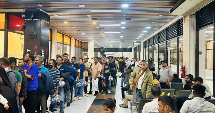লিবিয়া থেকে ফিরল প্রতারণার শিকার ৩০৯ বাংলাদেশি