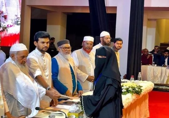 ক্ষতিপূরণ পেল শাপলা চত্বরে নিহতদের পরিবার