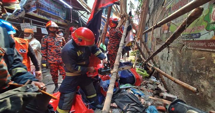 ভূমিকম্পে সারাদেশে নিহত ১০, আহত ৫০০ জন