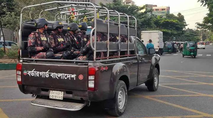 রাজধানী ও আশপাশের এলাকায় ১২ প্লাটুন বিজিবি মোতায়েন