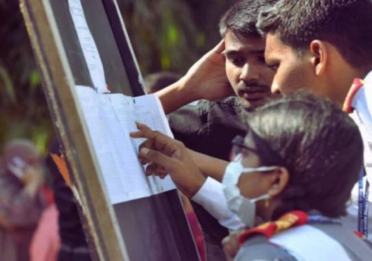 এইচএসসির উত্তরপত্র পুনর্নিরীক্ষণে জিপিএ-৫ পেলেন ২০১ জন