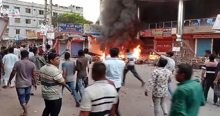 বোয়ালমারীতে বিএনপির দুই পক্ষের সংঘর্ষ, আহত ৩০