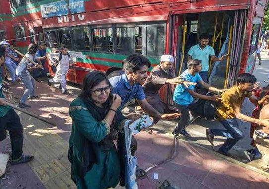 জুলাইয়ে শিক্ষার্থীদের ওপর হামলায় শনাক্ত ৪০৩ ছাত্রলীগ নেতা