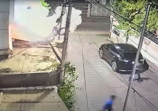 উপদেষ্টা রিজওয়ানার বাসাসহ বিভিন্ন স্থানে ককটেল বিস্ফোরণ