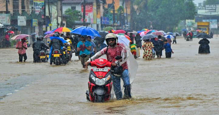 শ্রীলংকায় জরুরি অবস্থা ঘোষণা