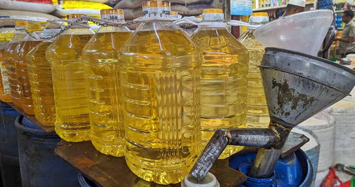 আবারও বাড়ল ভোজ্যতেলের দাম