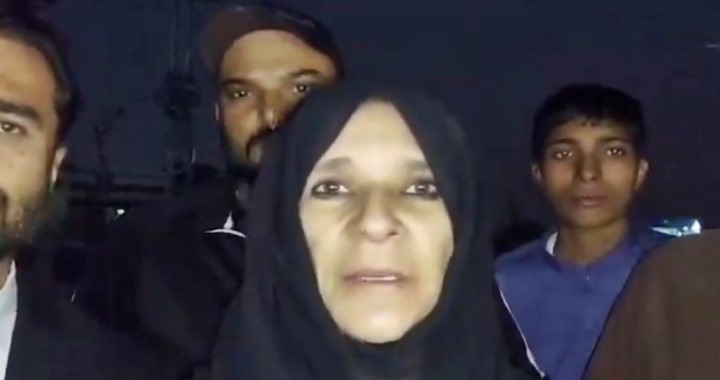 কারাগারে বন্দী ইমরান খান সুস্থ আছেন