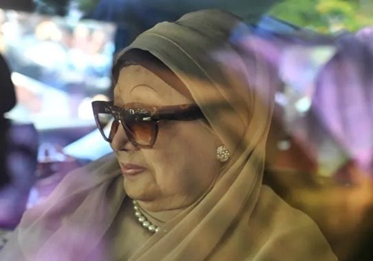 ইলেক্টিভ ভেন্টিলেটর সাপোর্টে খালেদা জিয়া