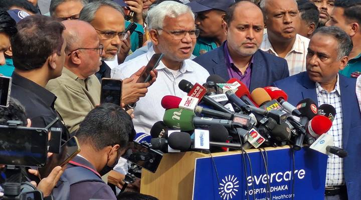 খালেদা জিয়া চিকিৎসা গ্রহণ করতে পারছেন