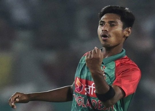 রেকর্ড ৯ কোটি ২০ রুপিতে কলকাতায় মোস্তাফিজ