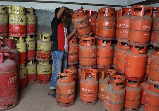 এলপিজি আমদানির অনুমতি দিল সরকার