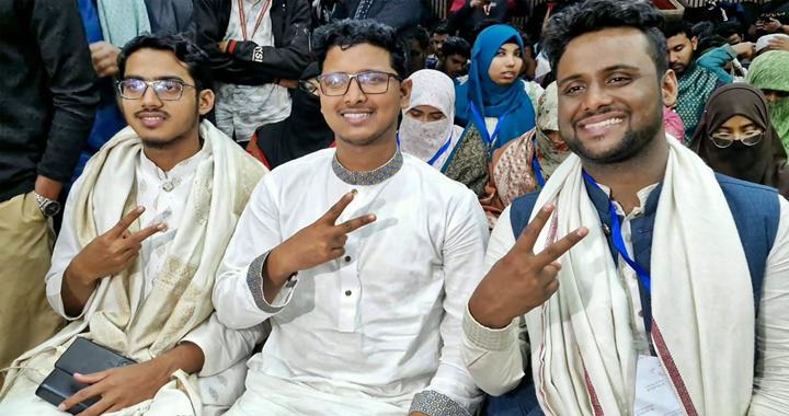 জকসু নির্বাচন: ভিপি পদে রিয়াজুল, জিএস পদে আলীম এগিয়ে