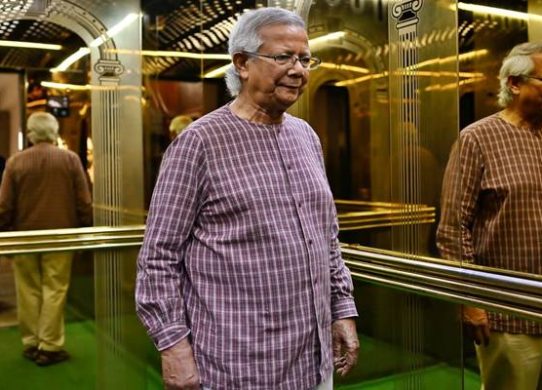 যমুনা ছাড়ছেন সদ্যবিদায়ী প্রধান উপদেষ্টা ড. ইউনূস