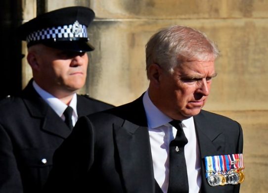 এপস্টেইন কেলেঙ্কারি: সাবেক ব্রিটিশ প্রিন্স অ্যান্ড্রু গ্রেফতার