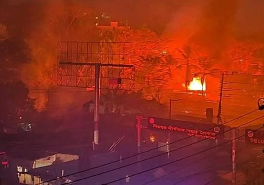 কক্সবাজারে পাম্পের আগুনে দগ্ধ ১৬, কোটি টাকার ক্ষয়ক্ষতি