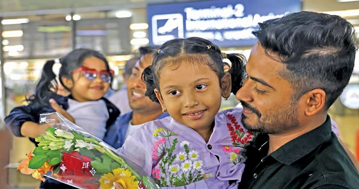 ইরান যুদ্ধের ছয়দিনে ঢাকার ২১০ ফ্লাইট বাতিল