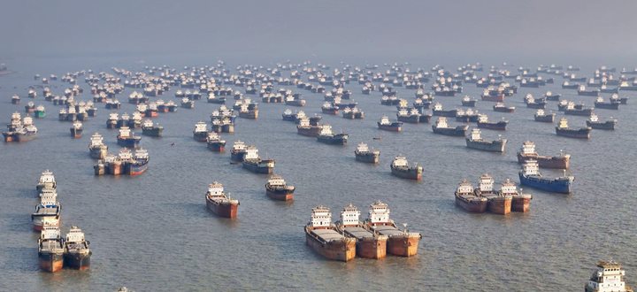 হরমুজ প্রণালির ভেতরে ৪ বাংলাদেশি জাহাজ