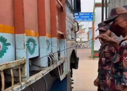 তেলের প্রধান ডিপোগুলোয় সেনাবাহিনী মোতায়েনের নির্দেশ