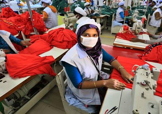 ইইউ বাজারে দেশের পোশাক রপ্তানি কমল ২৫ শতাংশ