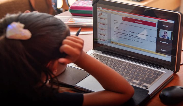 শিক্ষাপ্রতিষ্ঠানে সপ্তাহে তিনদিন অনলাইন ক্লাস