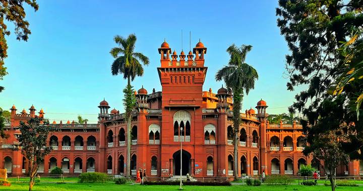 কিউএস র‌্যাঙ্কিংয়ে বিশ্বসেরা ঢাবির ১০ বিভাগ