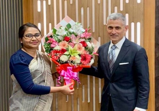 ঢাকায় মার্কিন সহকারী পররাষ্ট্রমন্ত্রী পল কাপুর