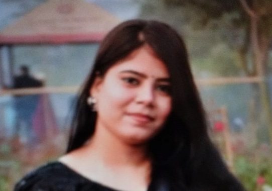 ছিনতাইকারীর কবলে চলন্ত রিকশা থেকে পড়ে নারীর মৃত্যু