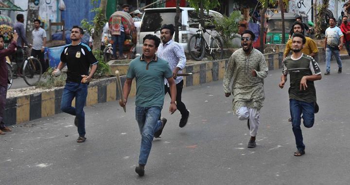 চট্টগ্রামে ‘গুপ্ত’ লেখা নিয়ে ছাত্রদল-শিবিরের দুই দফা সংঘর্ষ