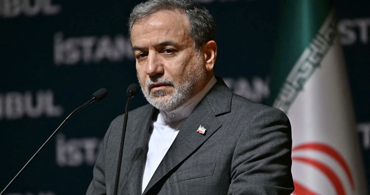 রাতেই পাকিস্তান যাচ্ছেন ইরানের পররাষ্ট্রমন্ত্রী আব্বাস আরাগচি