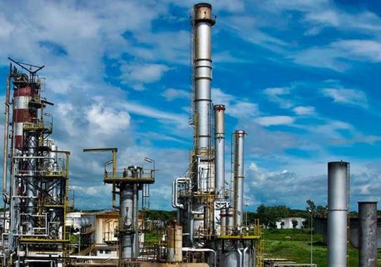 তেলের সংকটে বন্ধ হলো ইস্টার্ন রিফাইনারি