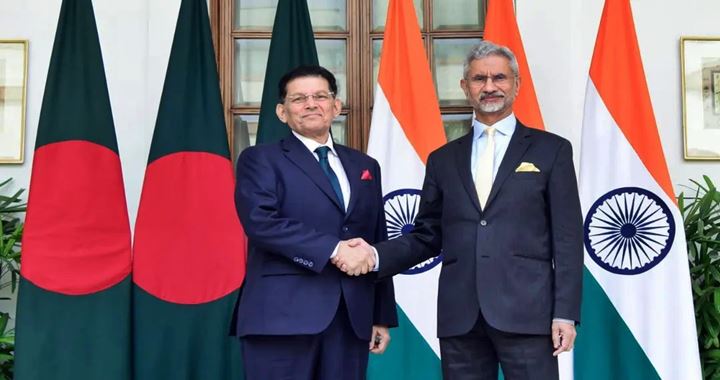 হাদি হত্যার দুই আসামিকে ফেরত পাঠাতে সম্মত ভারত